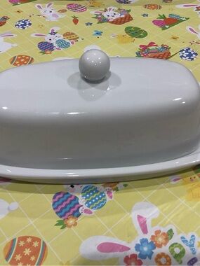 BP- SIMPLE DINING White Ceramic Butter Dish with Lid - 8 INCH 2 PC.